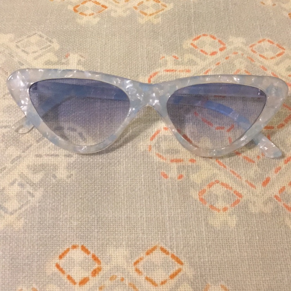 Free People blue cat eye sunnies